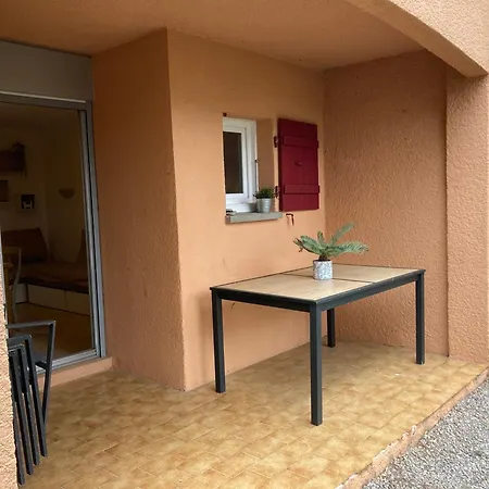 Appartement Cosy Deux Pieces Cote Pinede Saint-Raphael  Exterior photo