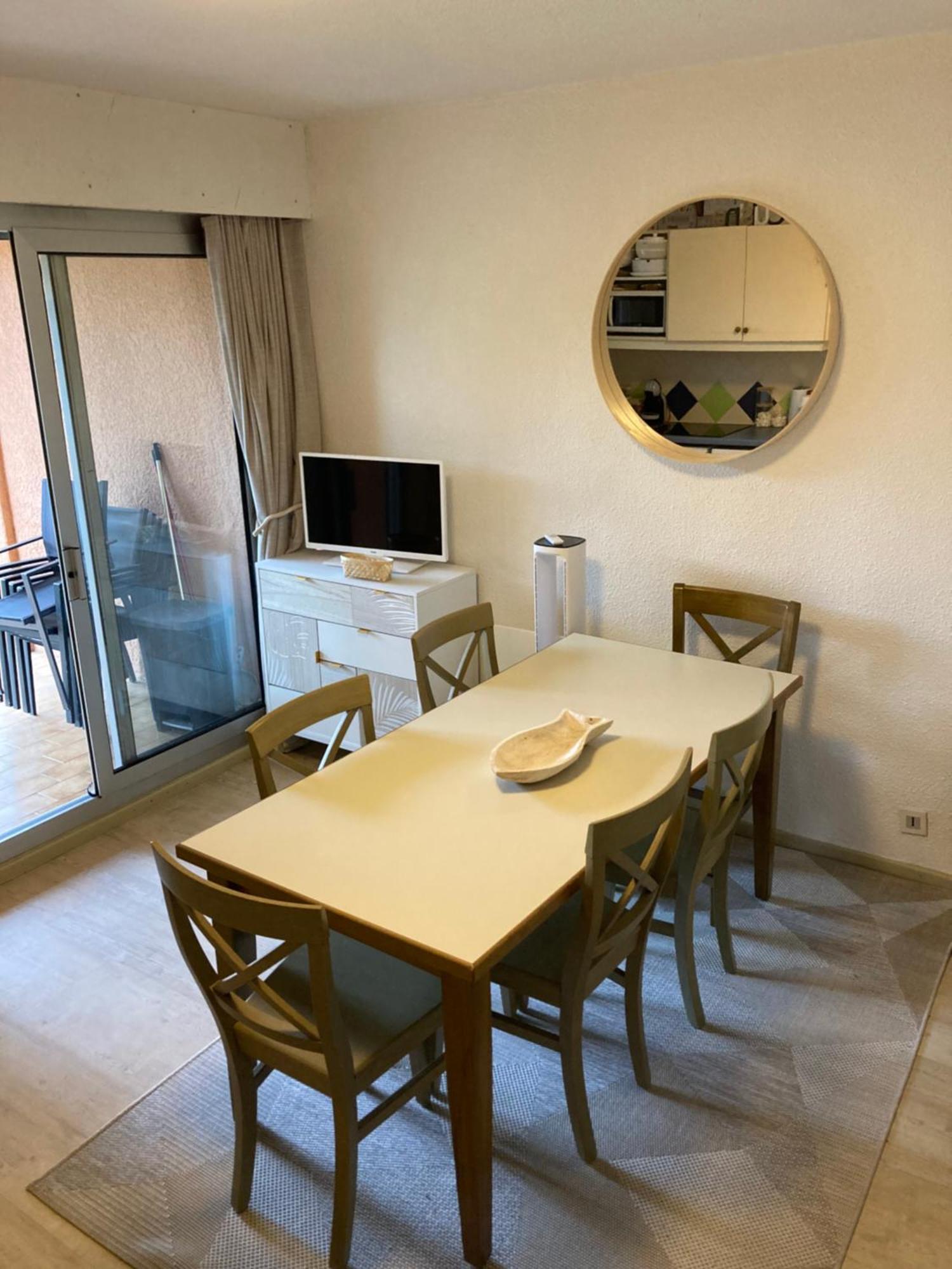 Apartment Cosy Deux Pieces Cote Pinede
