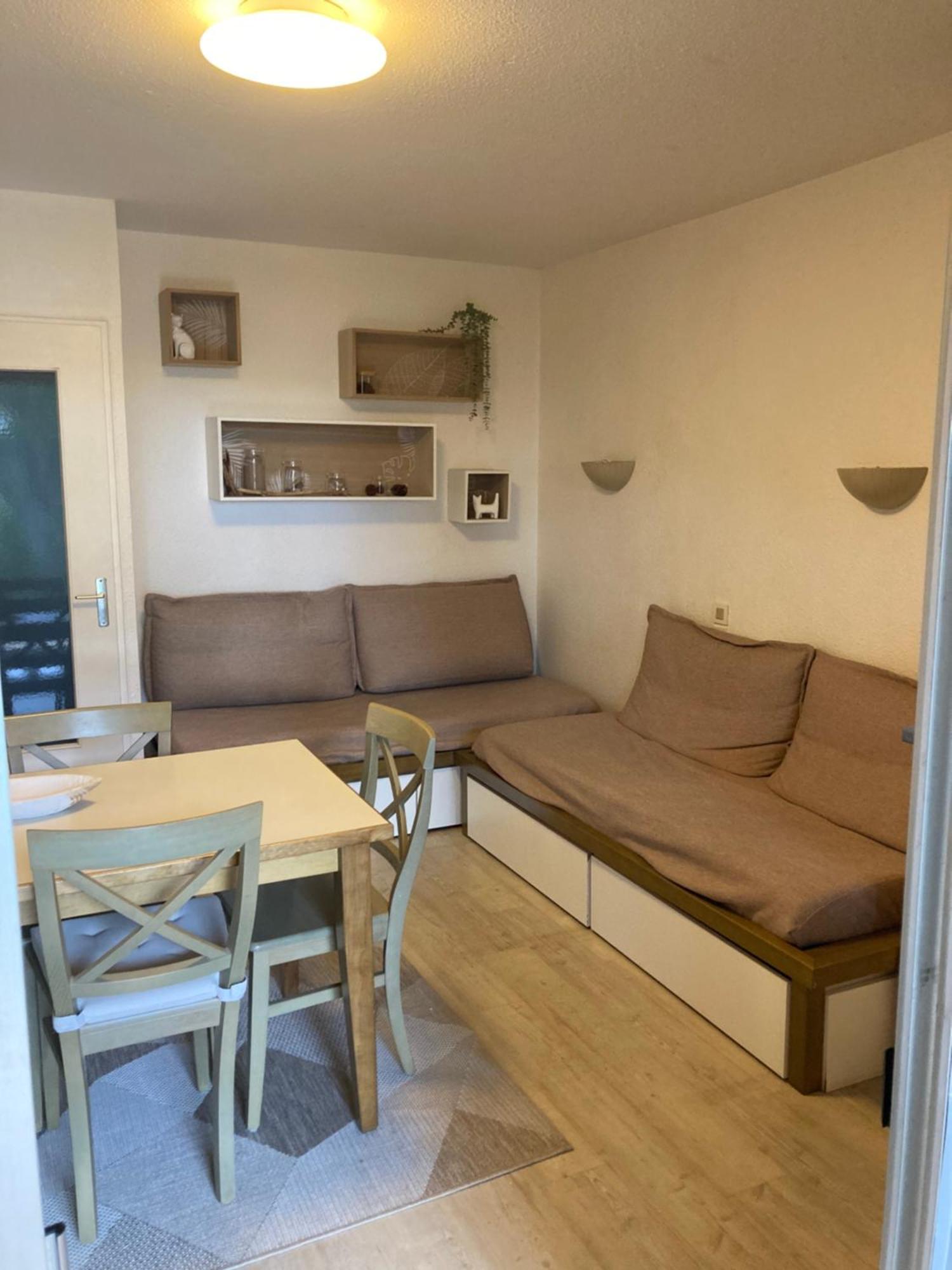 Cosy Deux Pieces Cote Pinede Apartment